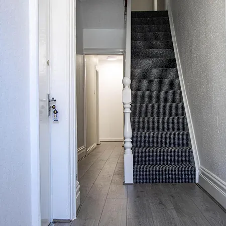 33 Turner Street *